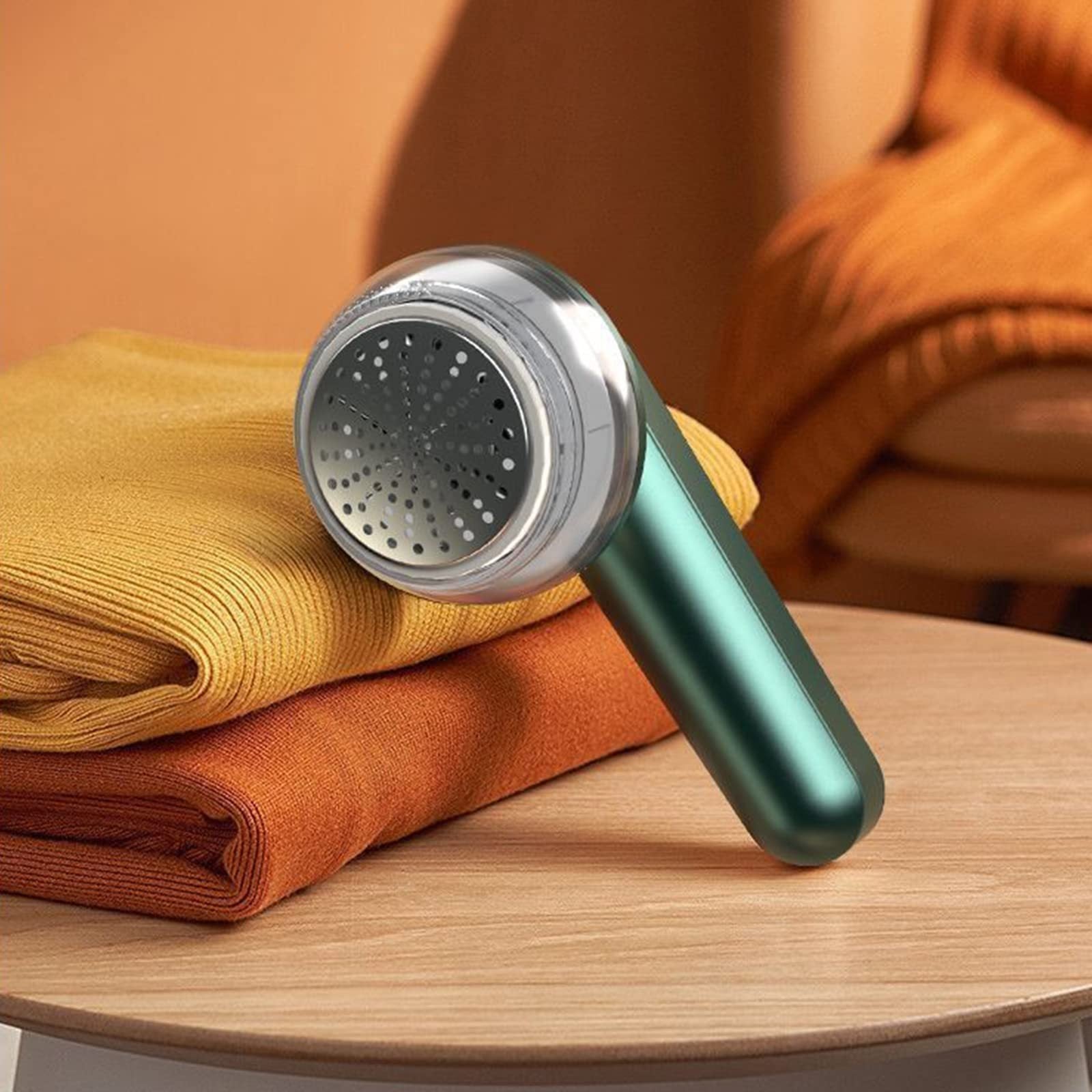 USB Rechargeable Electric Lint Remover – Portable Clothes Fuzz & Fabric Shaver